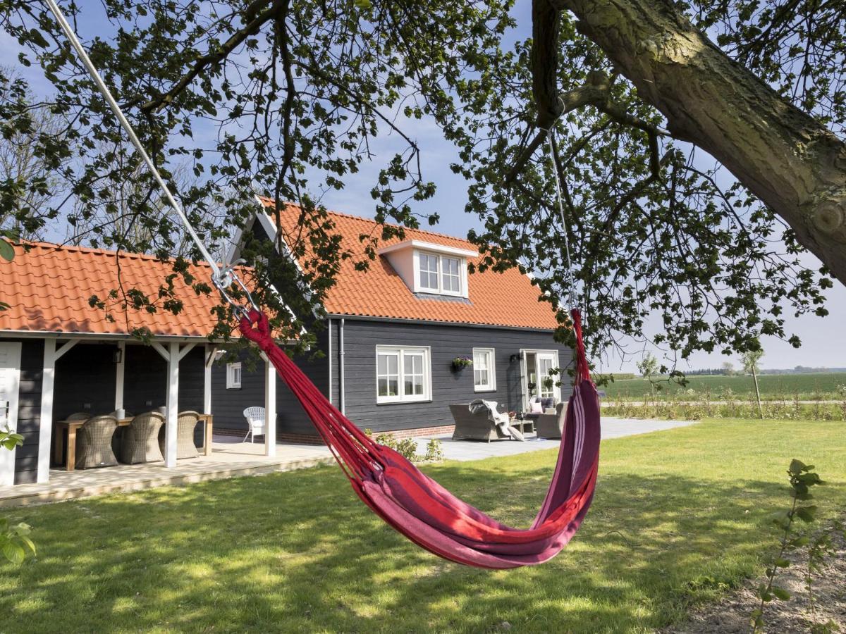 Rustic Holiday Home In Wissenkerke With Garden Eksteriør bilde